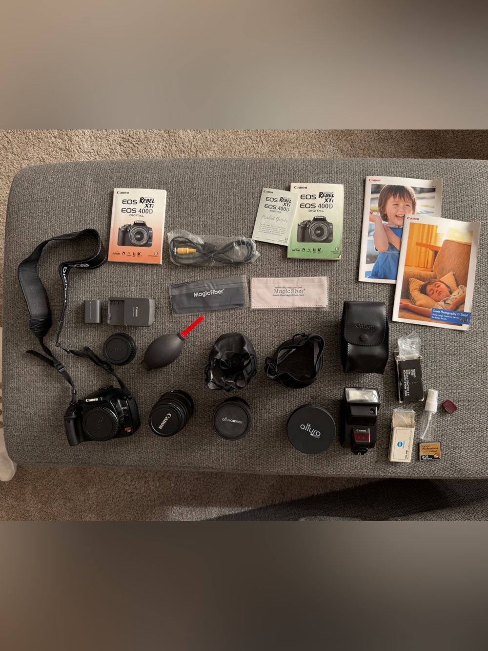 Canon EOS Rebel XTi DSLR Camera w EF-S 18-55mm Lens, Bag, Battery/Charger Flash